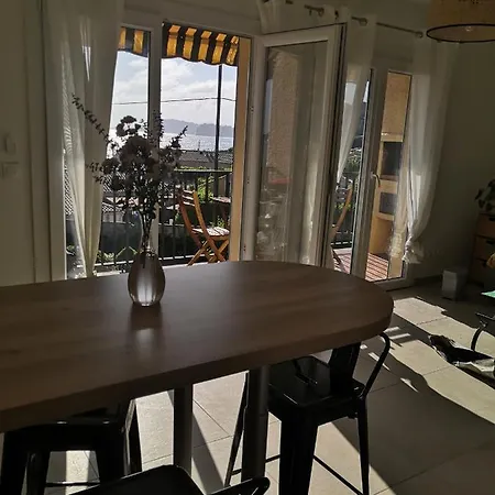 Appartement Cosy Vue Mer A 50 M De La Plage - Refait A Neuf Et Climatise Le Pradet Exterior foto