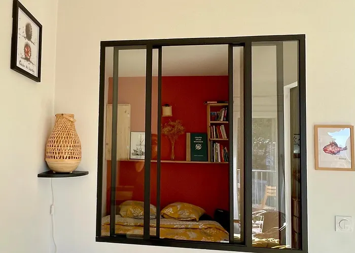 Appartement Cosy Vue Mer A 50 M De La Plage - Refait A Neuf Et Climatise