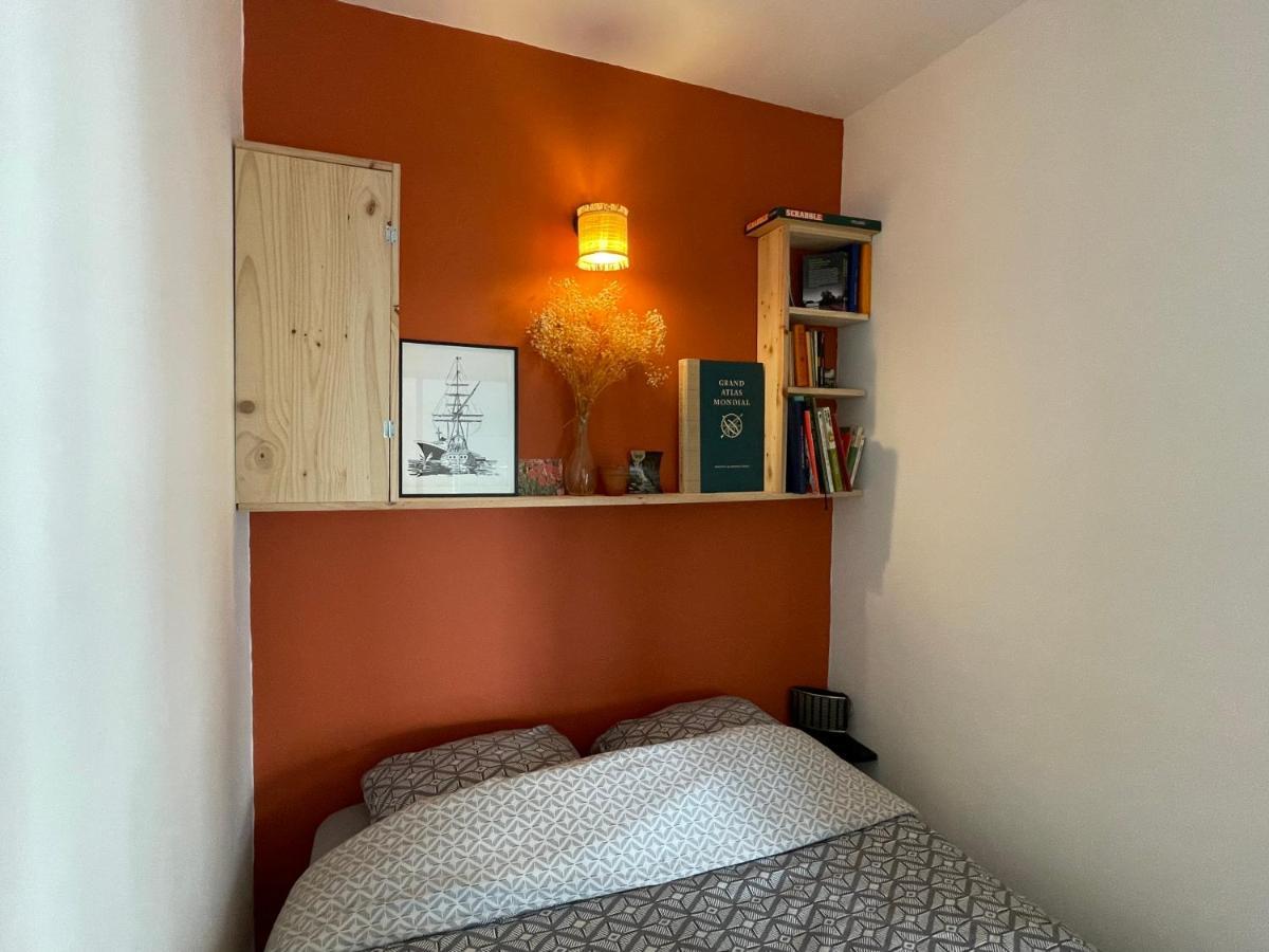 Cosy Vue A 50 M De La - Refait A Neuf Et Climatise Apartment *