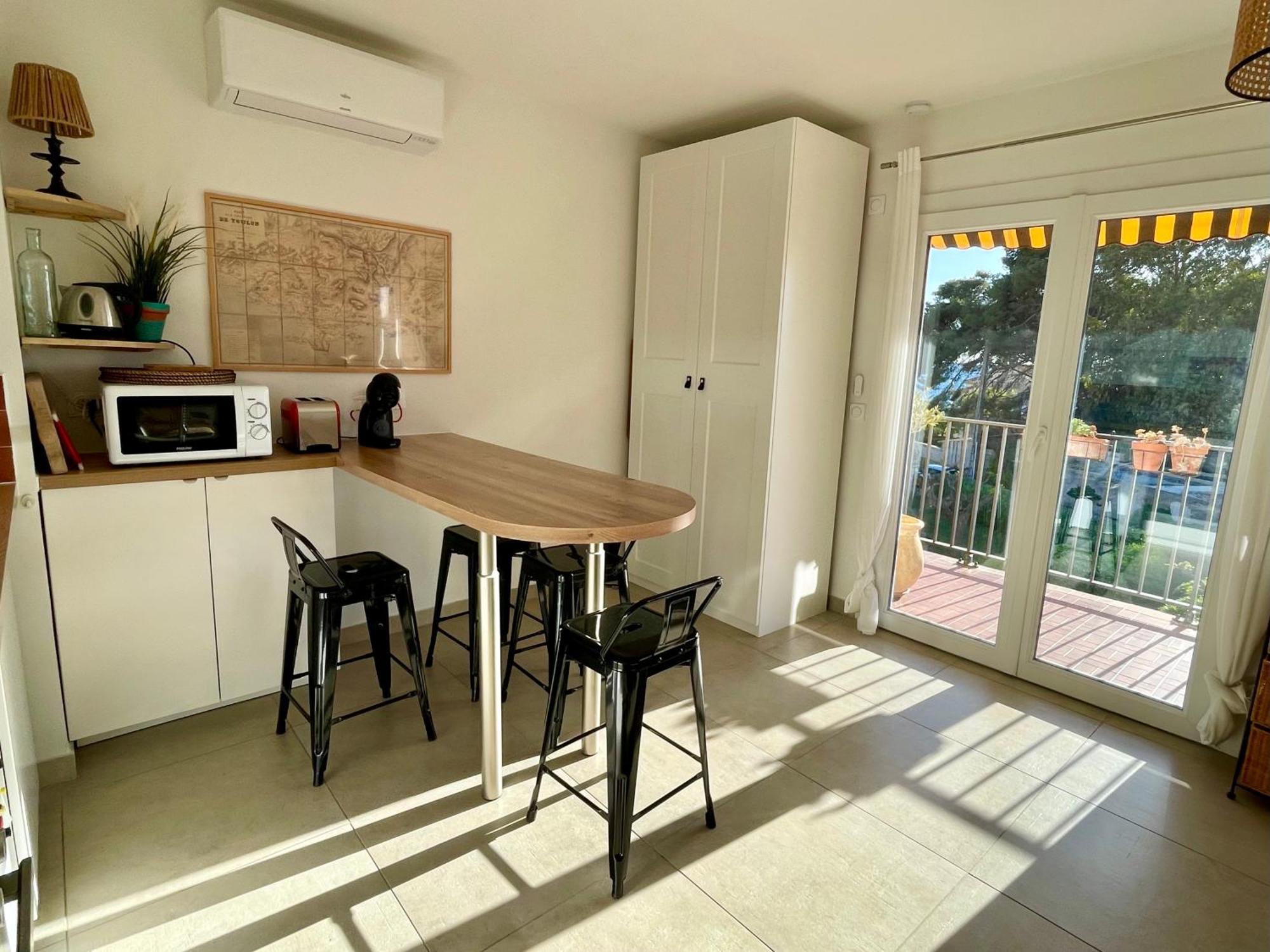 Apartment Cosy Vue A 50 M De La - Refait A Neuf Et Climatise